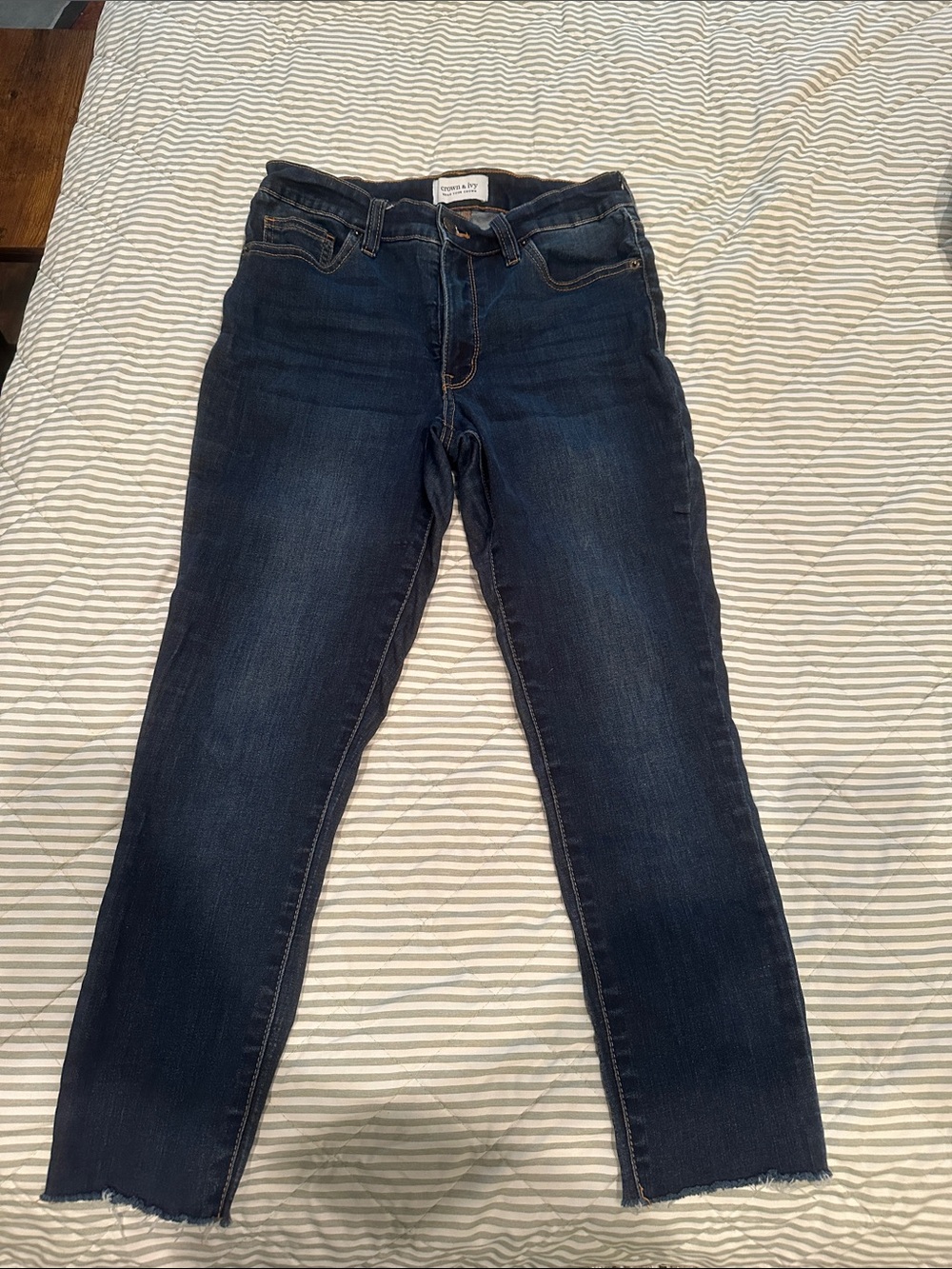 crown & ivy Dark Indigo mid-Rise Slim Straight Jeans